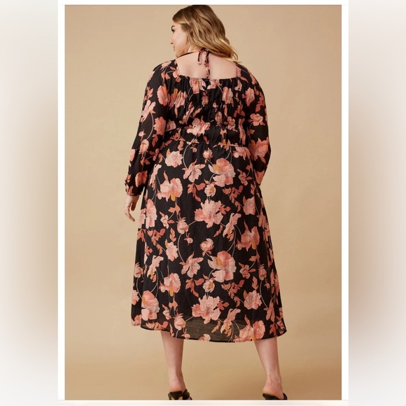 Romantic Floral Square Neck BOHO Modest Peasant Prairie  Smocked MIDI 
Dress - Picture 7 of 16